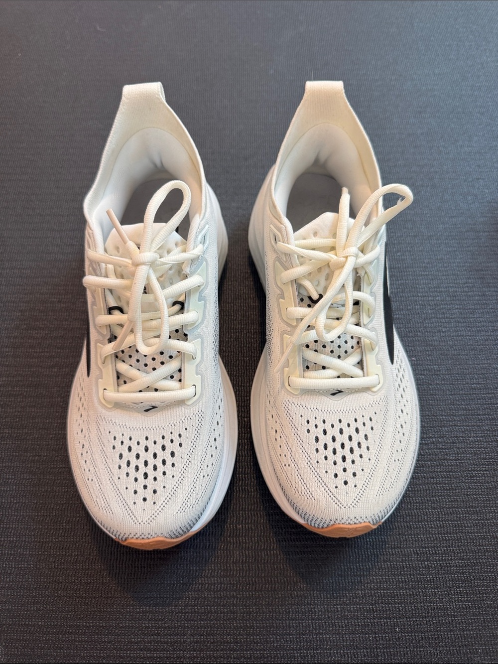 Brooks Glycerin 23